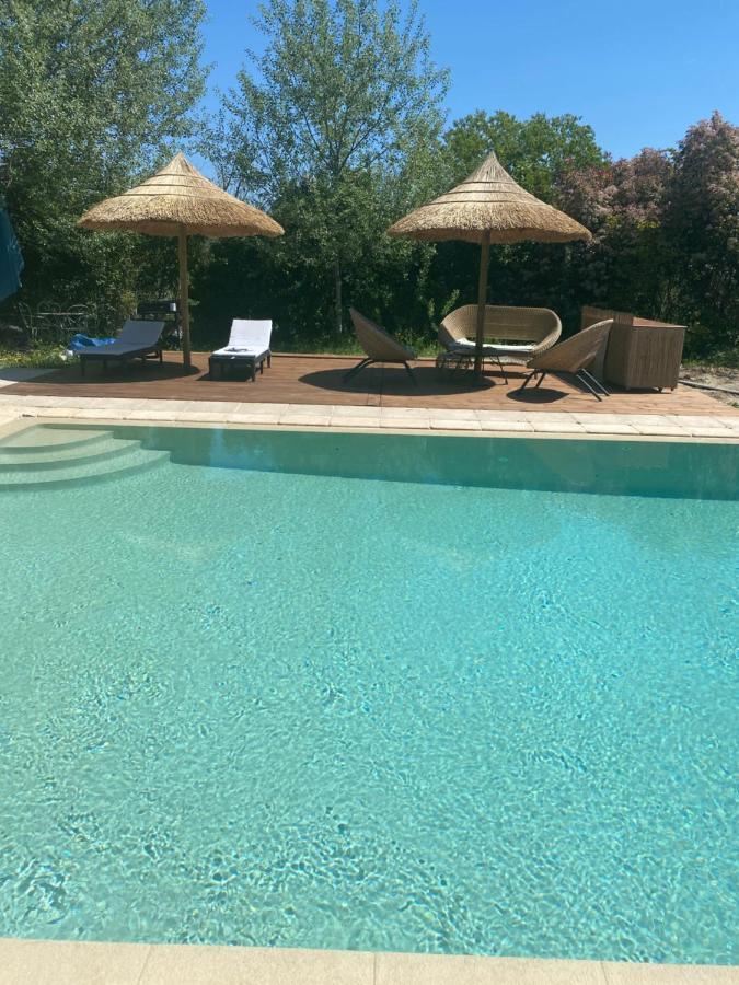 La Bastide Aixoise Avec Piscine Et Jacuzzi Prive Apartment Екс ан Прованс Екстериор снимка