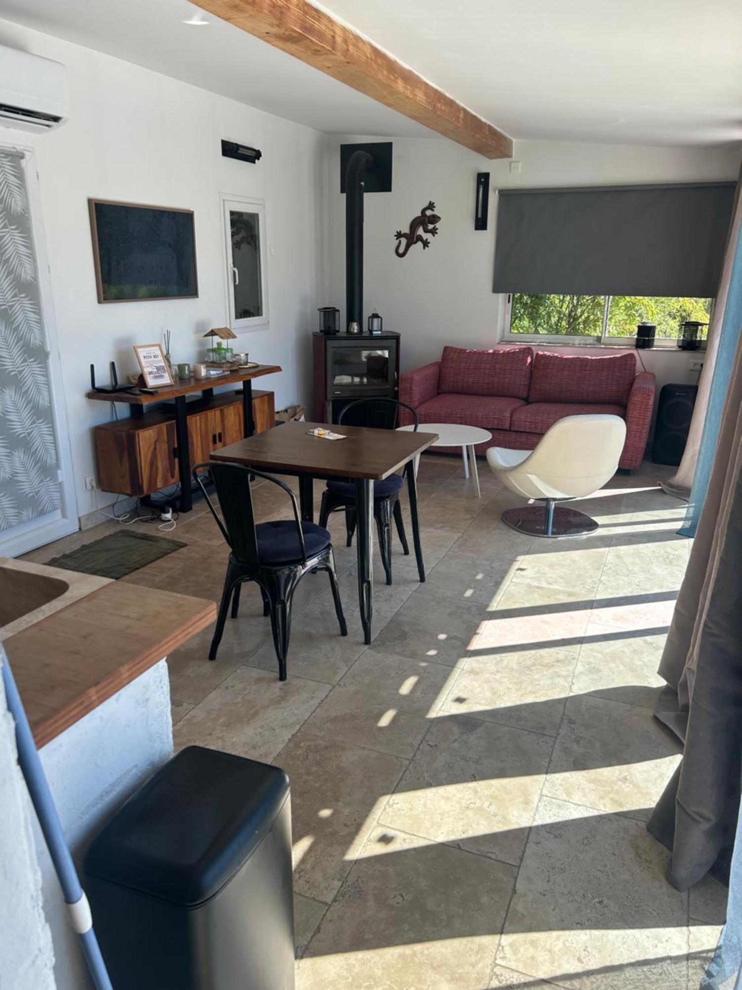 La Bastide Aixoise Avec Piscine Et Jacuzzi Prive Apartment Екс ан Прованс Екстериор снимка